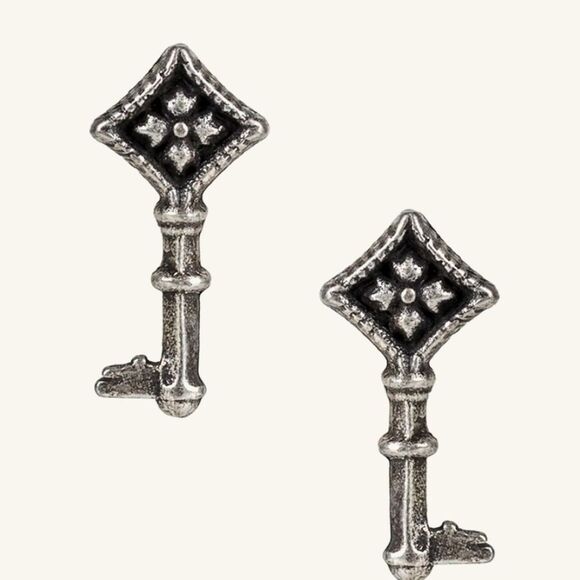 Patricia Nash Small Floret Stud Earrings - Picture 1 of 6